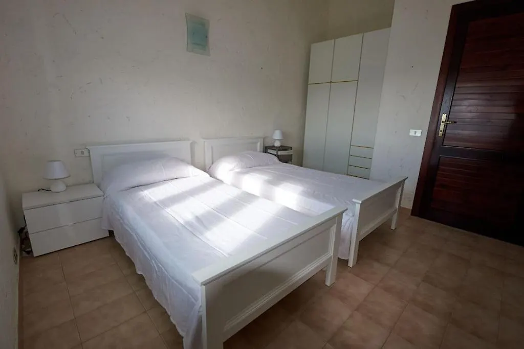 Stunning Sea View Villa W/Private Pool - 5 Minutes From The Beach! Villasimius 0*,  Itália